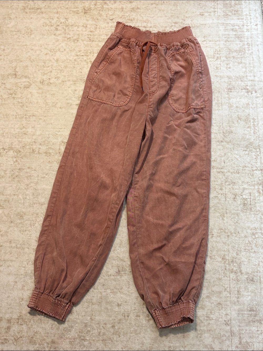 AMERICAN EAGLE M Lyocell lightweight copper colored, high waisted joggers
